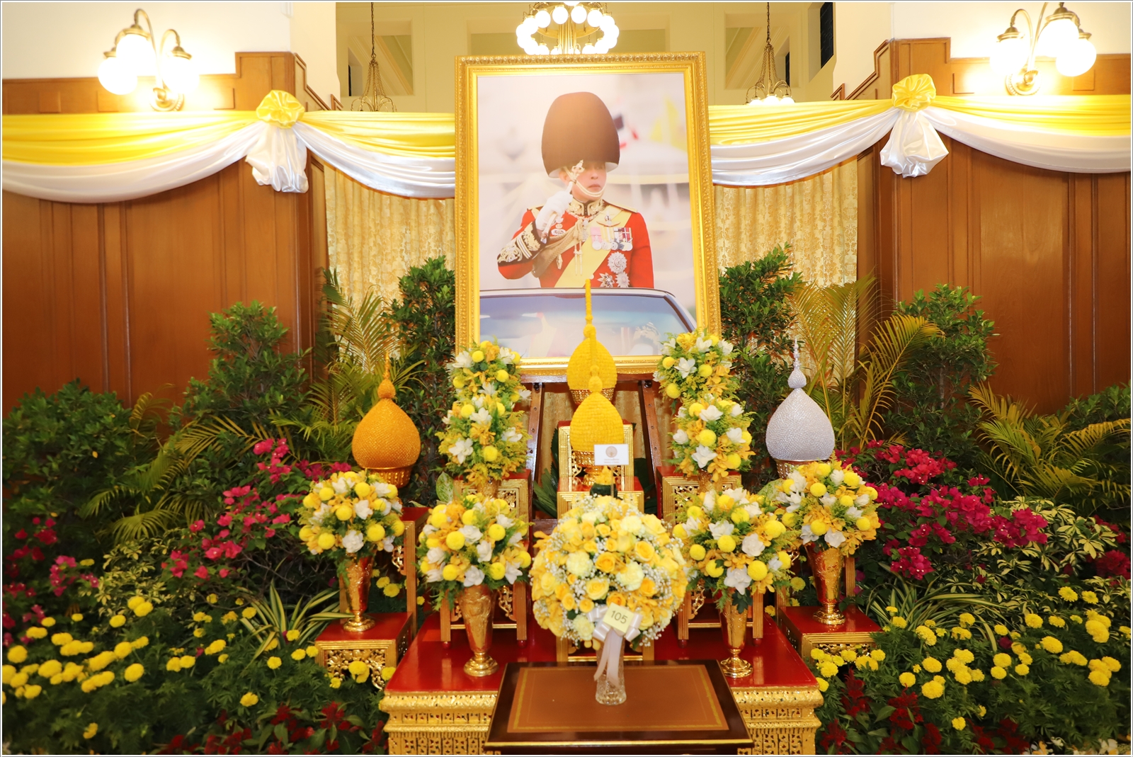 ﻿กรมบังคับคดี ร่วมลงนามถวายพระพรชัยมงคล พระบาทสมเด็จพระเจ้าอยู่หัว เนื่องในโอกาสวันเฉลิมพระชนมพรรษา พระบาทสมเด็จพระเจ้าอยู่หัว 28 กรกฎาคม 2568